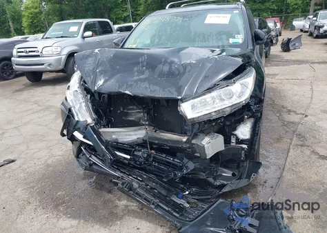 2017 Toyota Highlander Le from USA, damaged, VIN 5TDBZRFH1HS441774